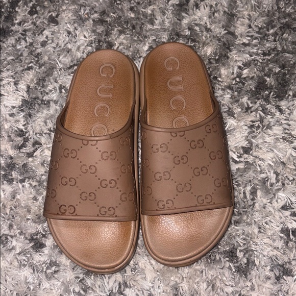 Gucci Rubber platform clogs Size 9 - Picture 2 of 15